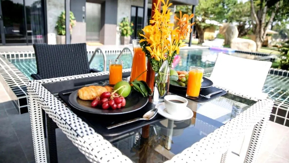 Riverside Luxury Pool Villa 88 Place Chiang Mai