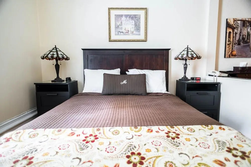 McGees Inn
