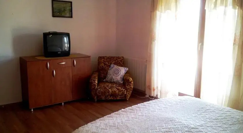 Apartments and Rooms Suzana