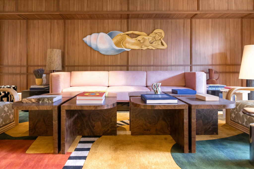 Hotel Ventura Saint-Tropez, Tapestry Collection By Hilton