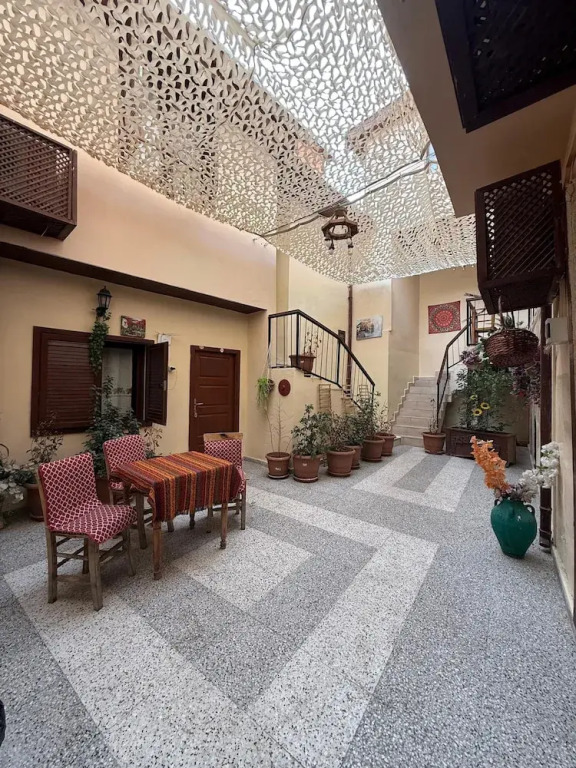 Şirvani Konağı
