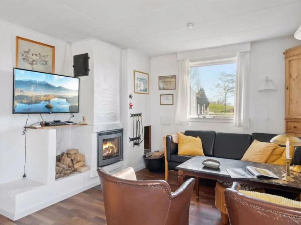 Holiday Home Velika - 25m to the fjord by Interhome