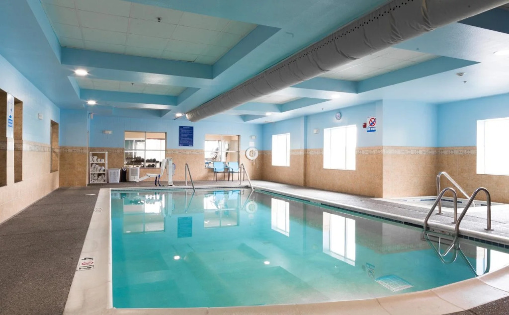 Holiday Inn Express Hotel & Suites Seattle North - Lynnwood by IHG