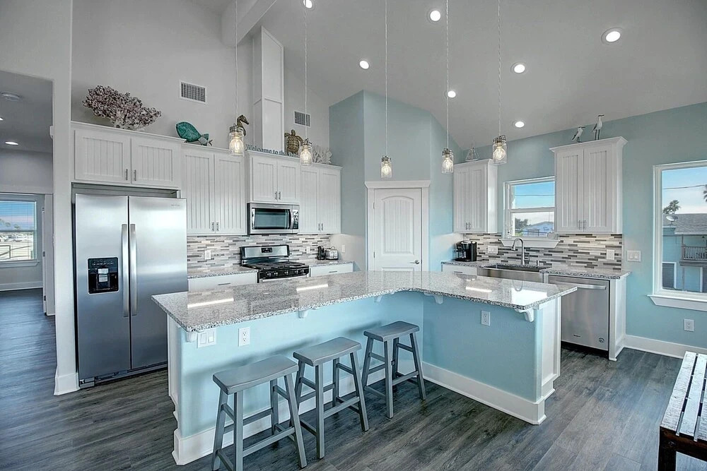 The Beach House 3 Bedroom Home by Redawning
