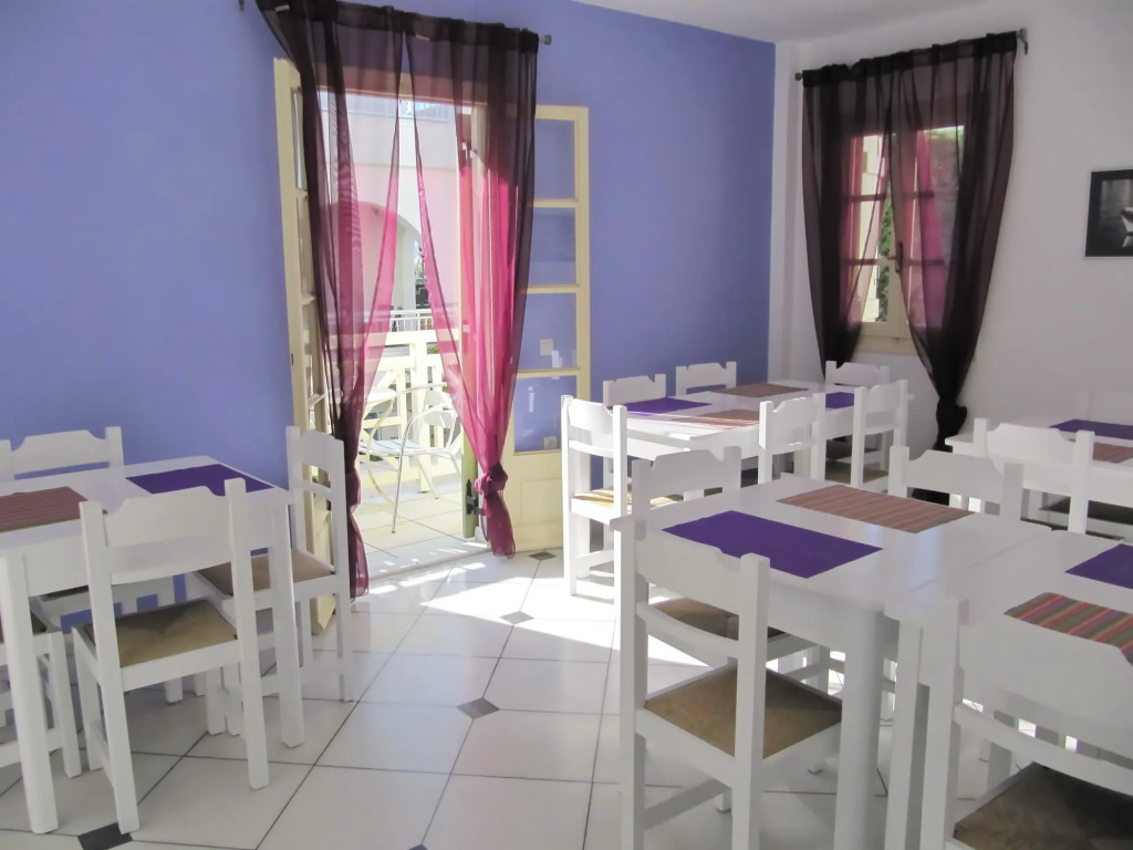 Camara Hotel