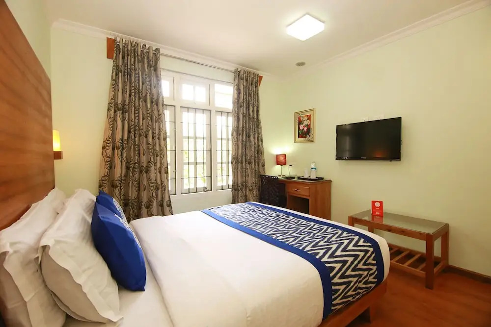 OYO 2158 Hotel SN