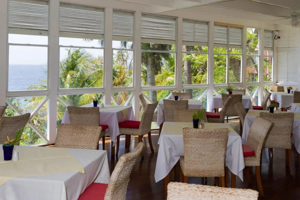 Blue Haven Hotel