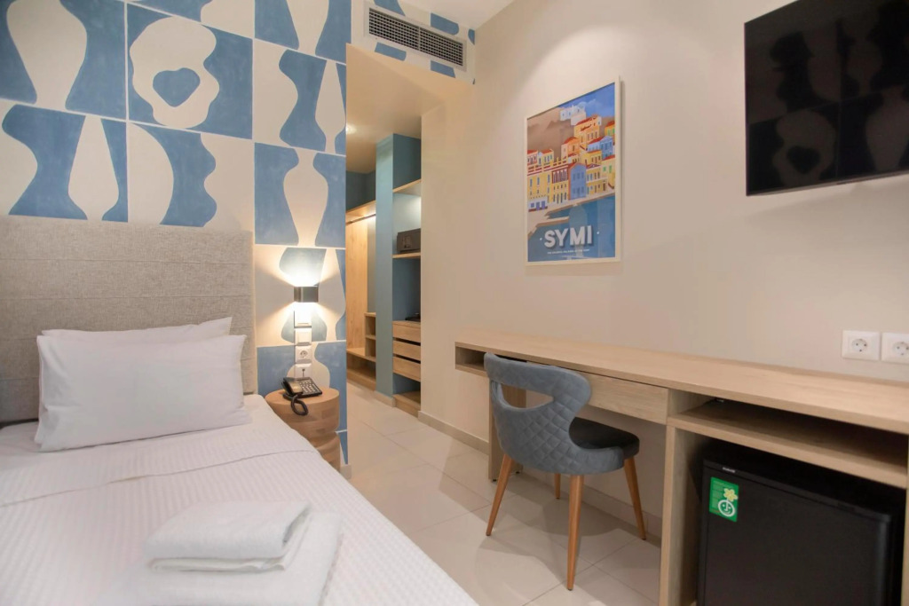 Phidias Piraeus Hotel