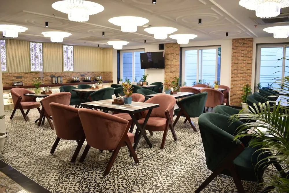 Lime Tree Hotels and Banquet Greater Noida