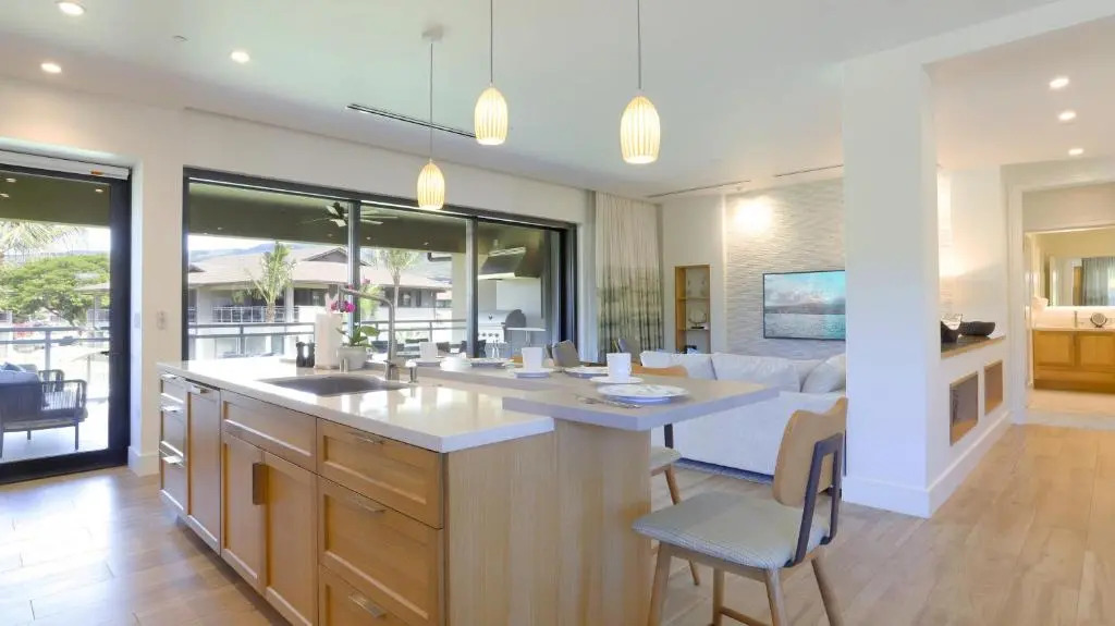 Maui Westside Presents - Luana Garden Villas 18C