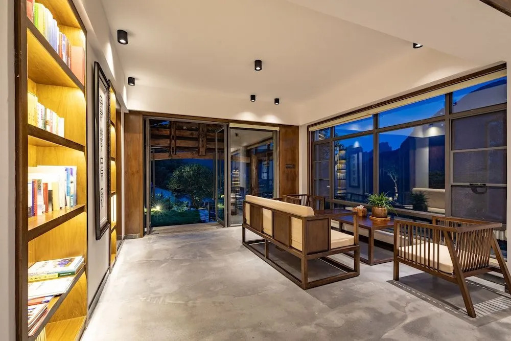 Wulingyuan Heart Awakening Lodge
