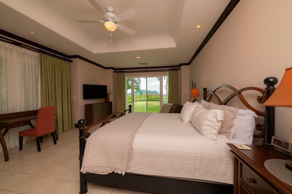 Vista Bahia 1G 3 bdr Ocean View in Los Suenos