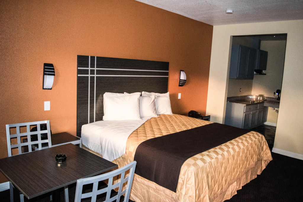 Motel 6 Houston, TX - Willowbrook Mall