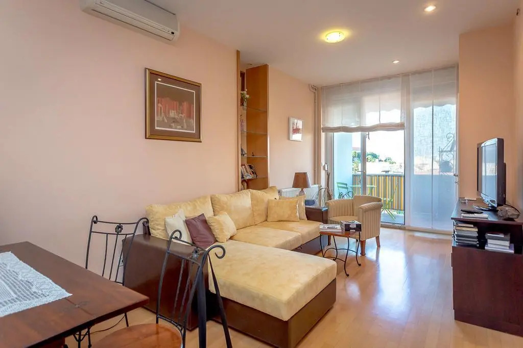 Art Deco Apartment