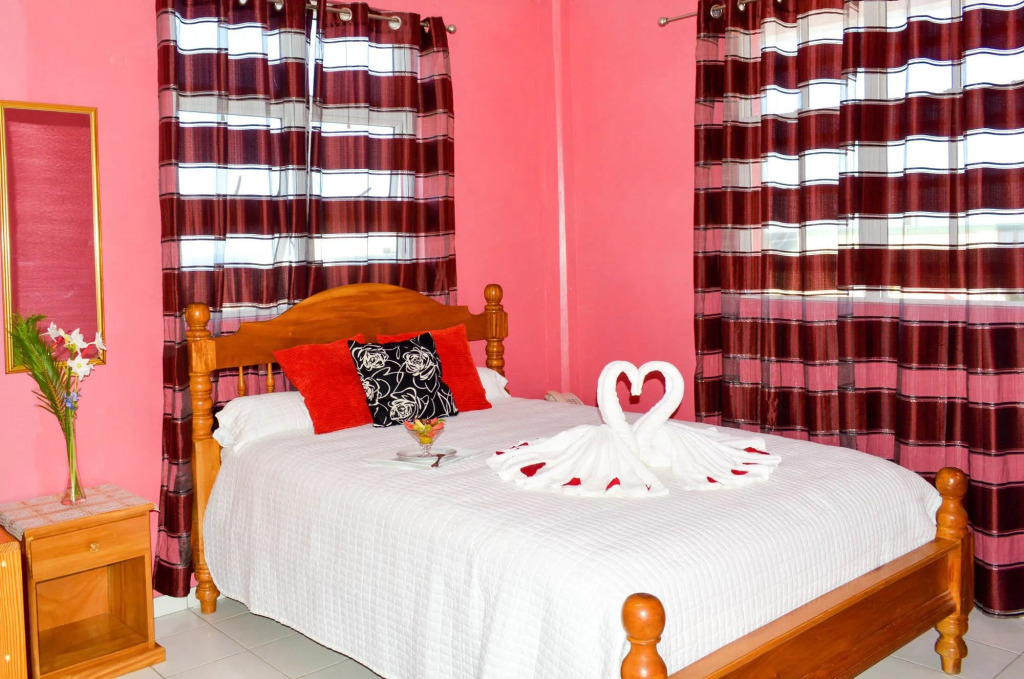 La Flamboyant Hotel