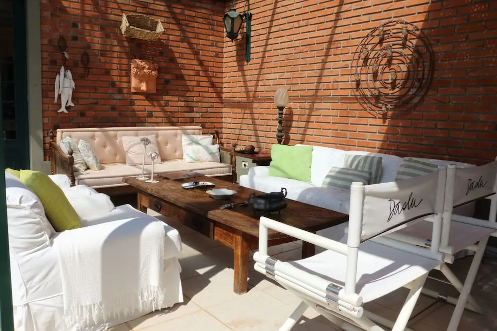 Villa Serena Bed & Breakfast