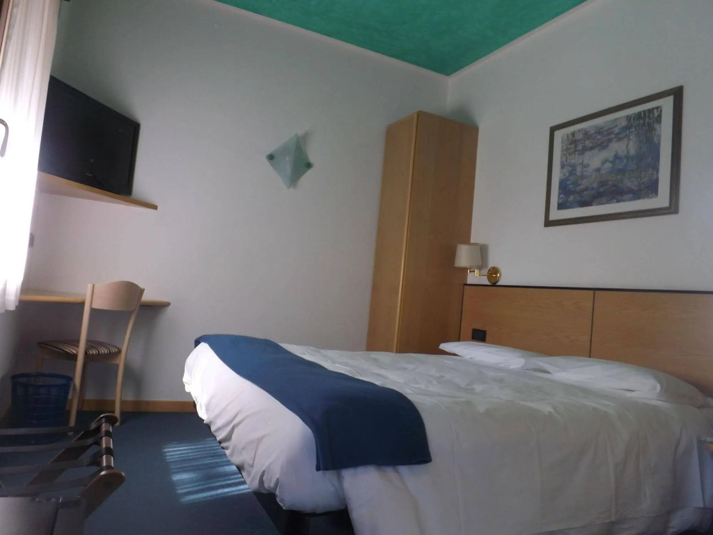 Damodoro Hotel