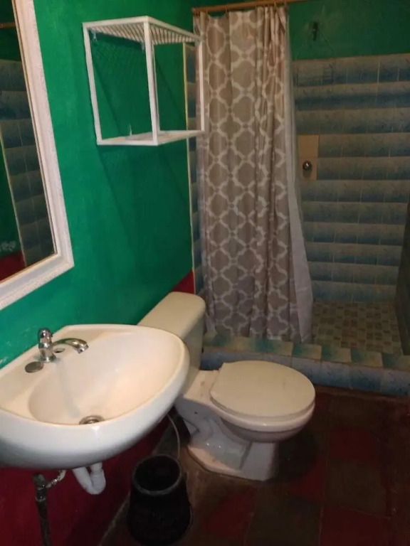 Hostal Harvest House