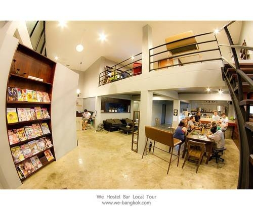 We Bangkok Hostel