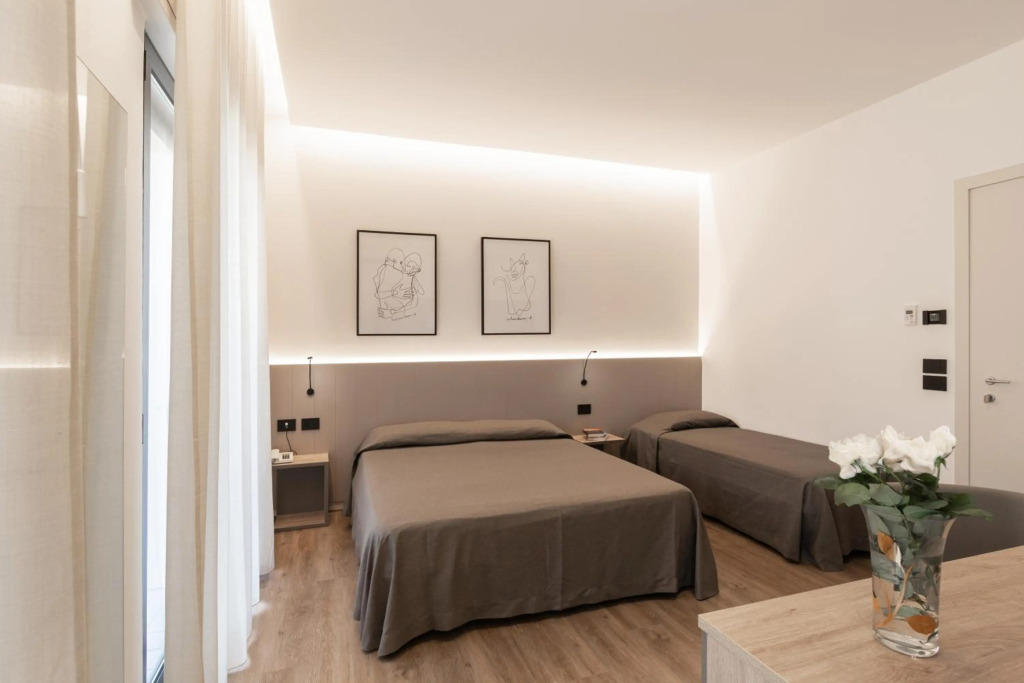 Renzo Hotel
