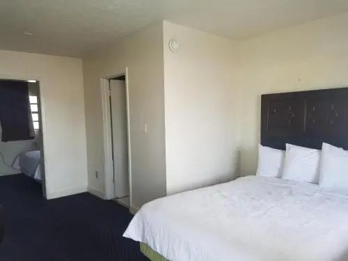 Budget Inn