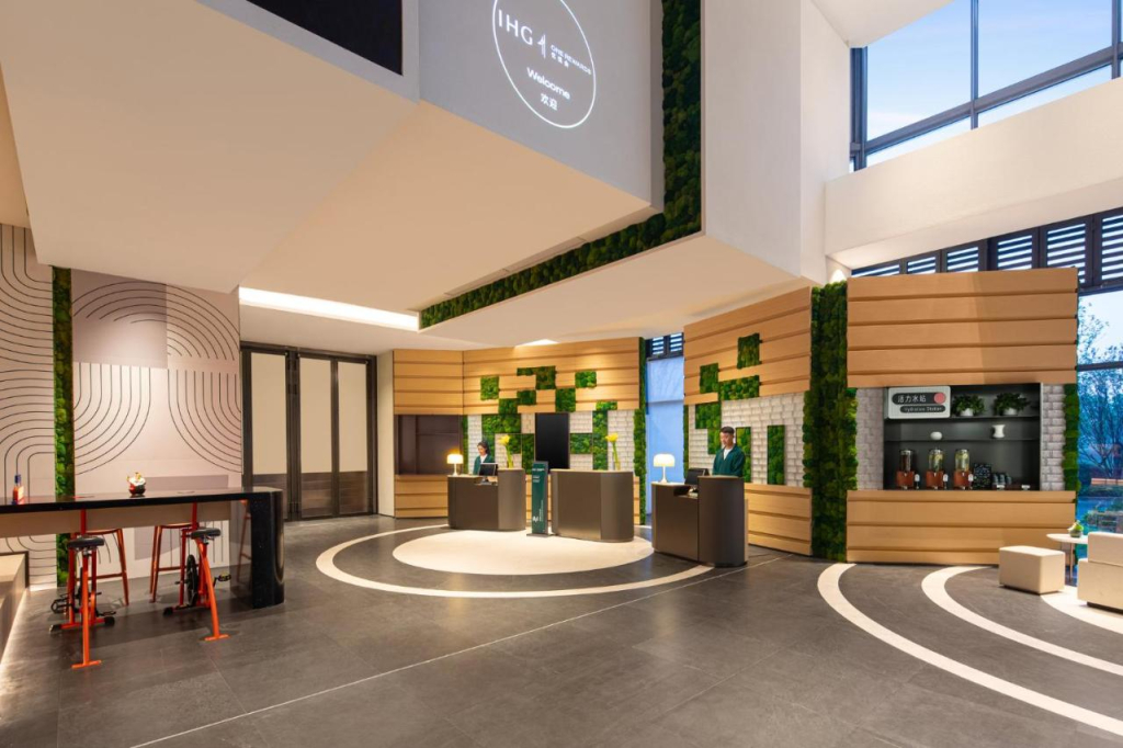 voco Suites Shanghai Hongqiao CBD by IHG