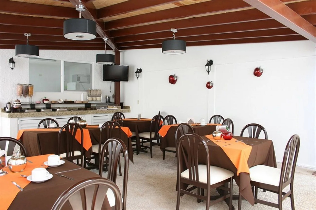 Del Marques Hotel and Suites