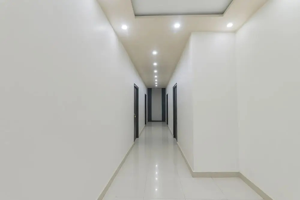 FabHotel US Inn - Nr Sarnath Museum