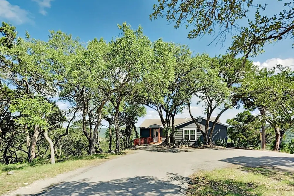 1151oakc 3 Bedroom Home