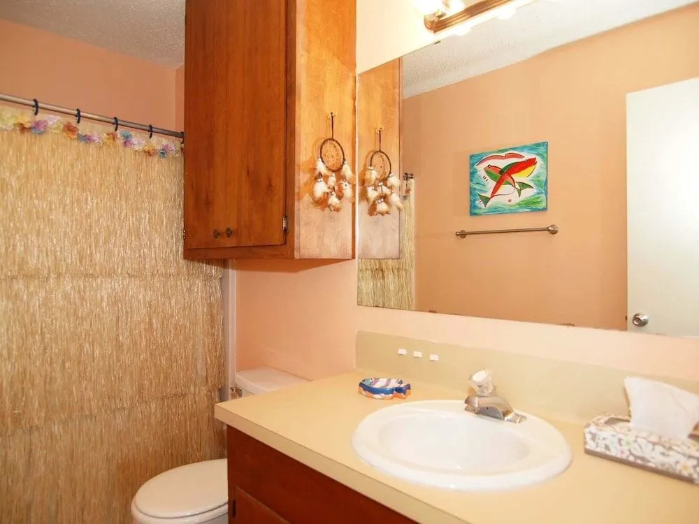 Pelican s Place LCV23