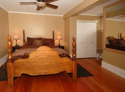Quamichan Inn