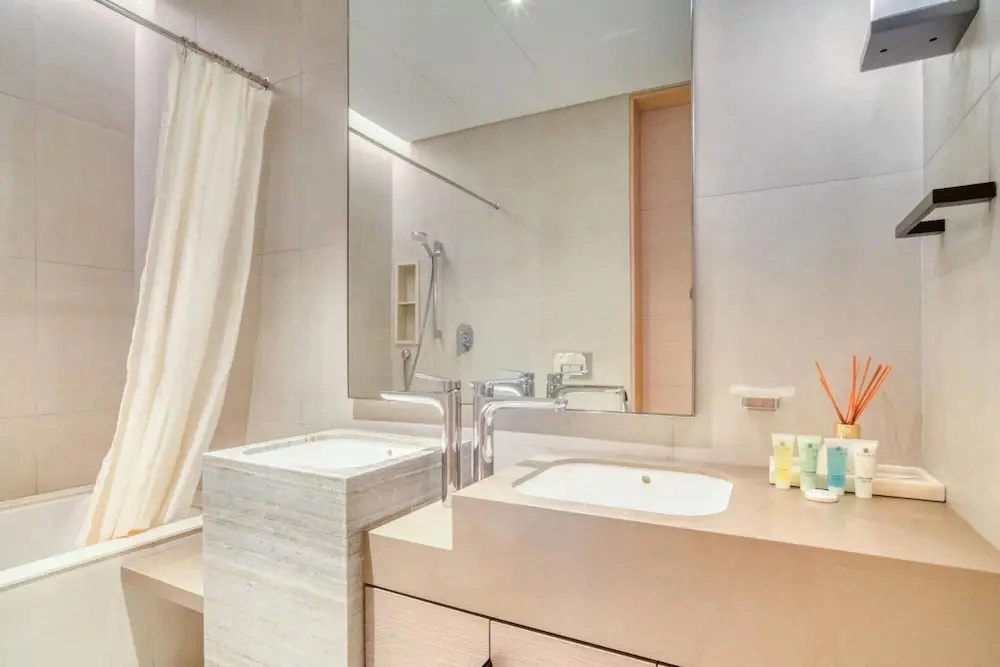 Cityscape and Majestic Retreat at Address JBR