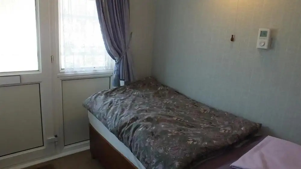 Strandways Court 9