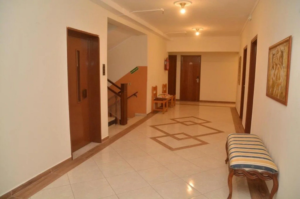 Paradise Hotel