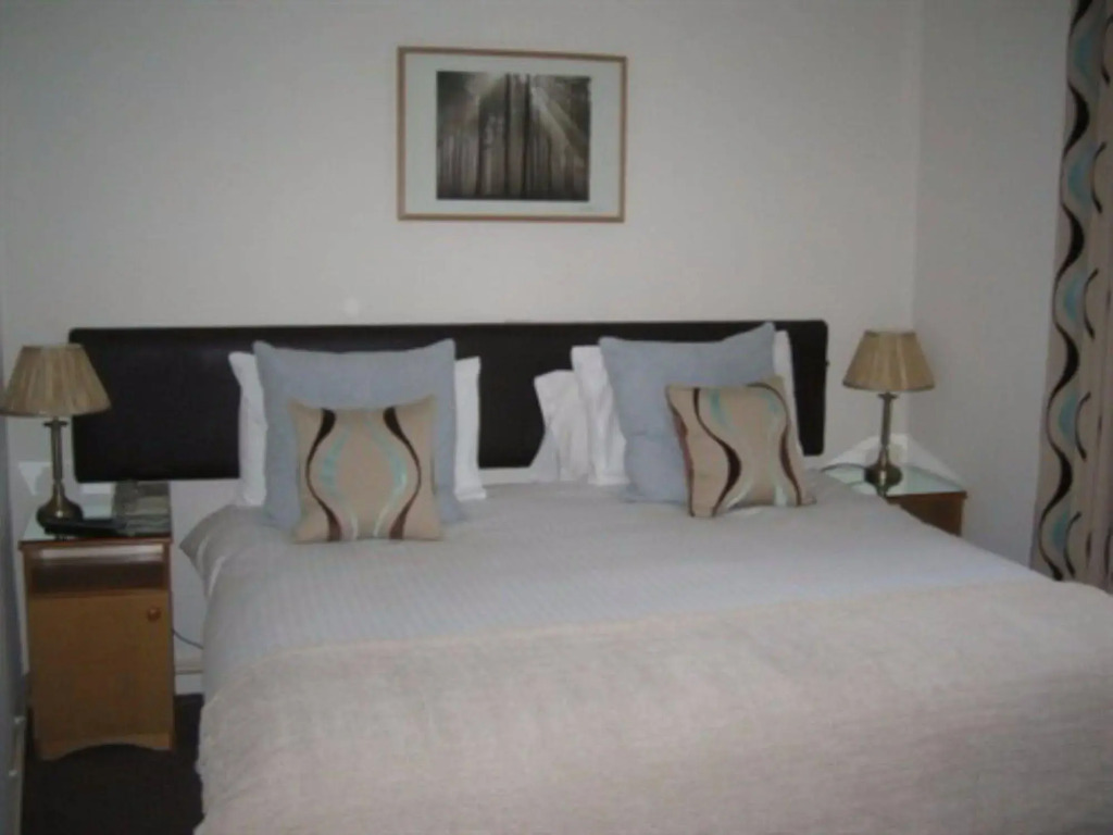 Dobbins Inn