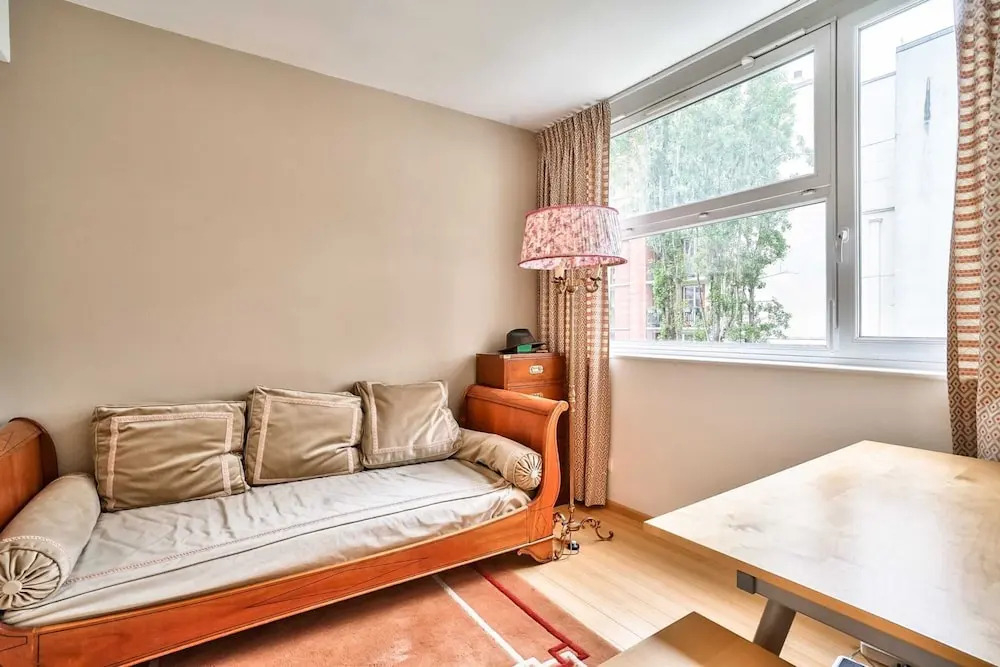 Charming 3 Room Apartment - Paris