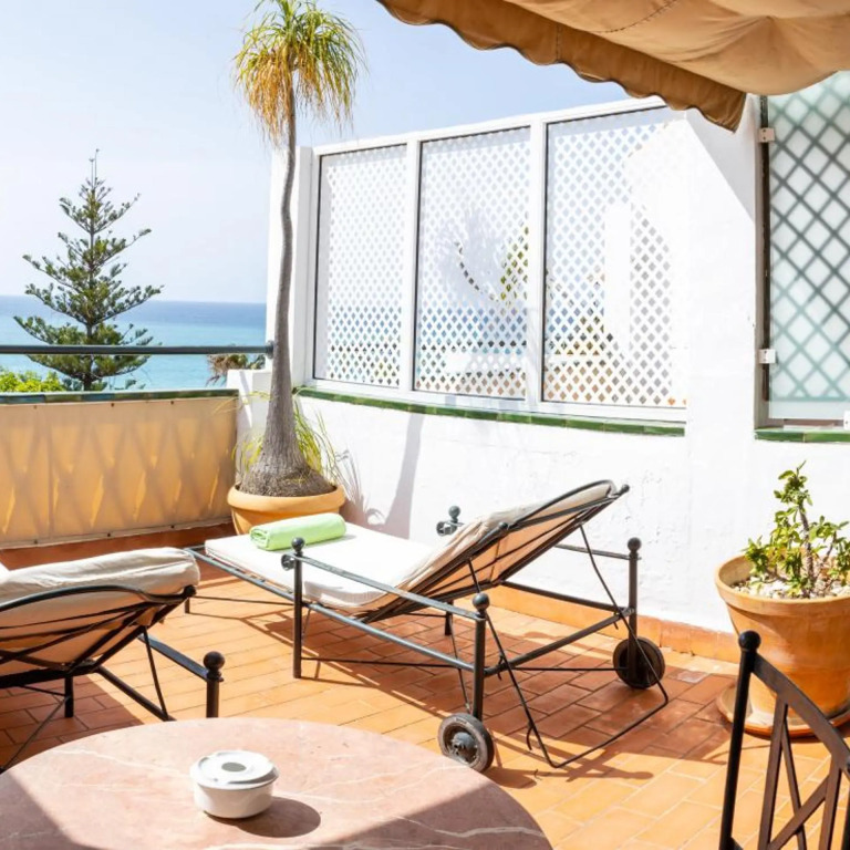 Hotel Carabeo