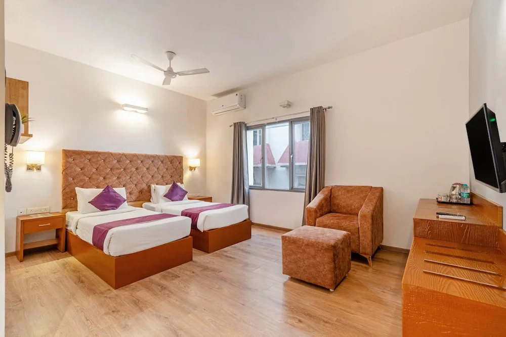 Monday Hotels Hitec City