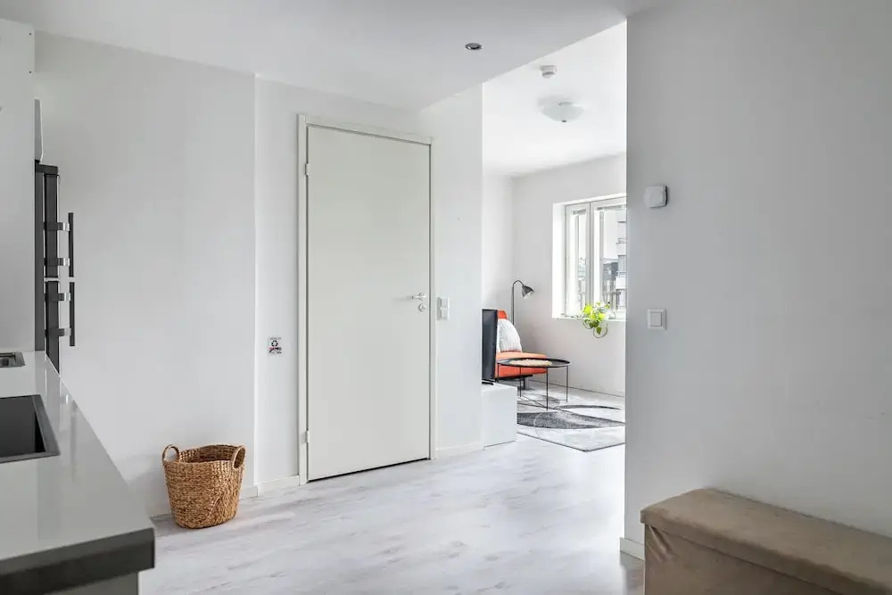Modern 1BR Home with Sauna & Balcony