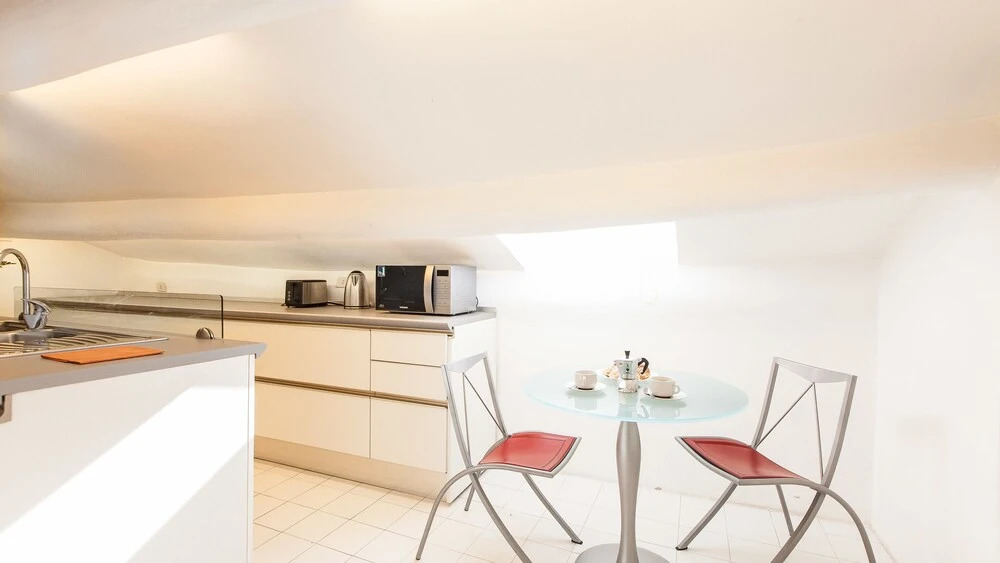 Rental in Rome Corso Lucina