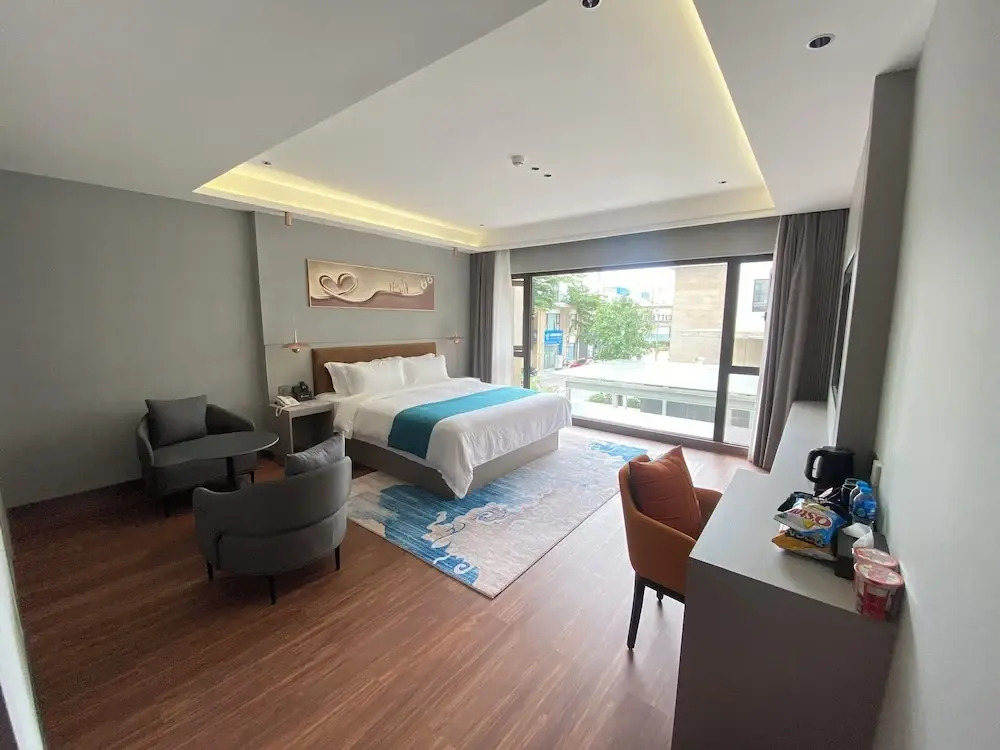 Sally Hotel