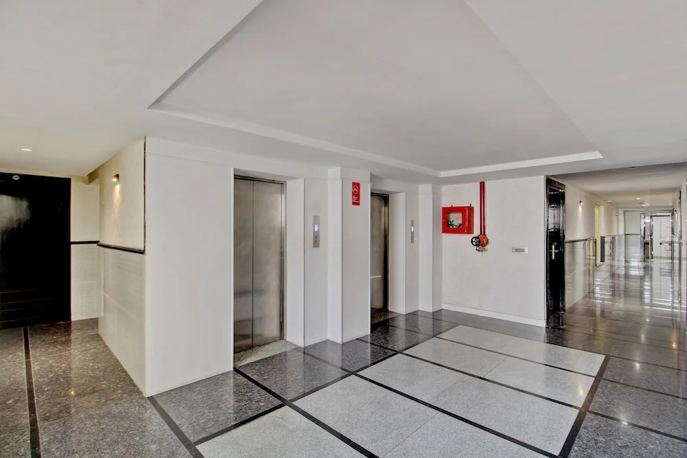 Collection O 135 Hotel Broadway