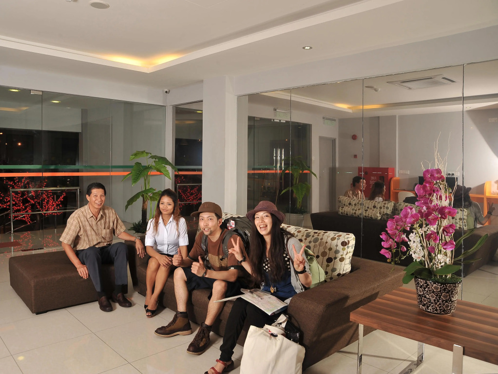 Отель Swing and Pillows — KL Sg Besi