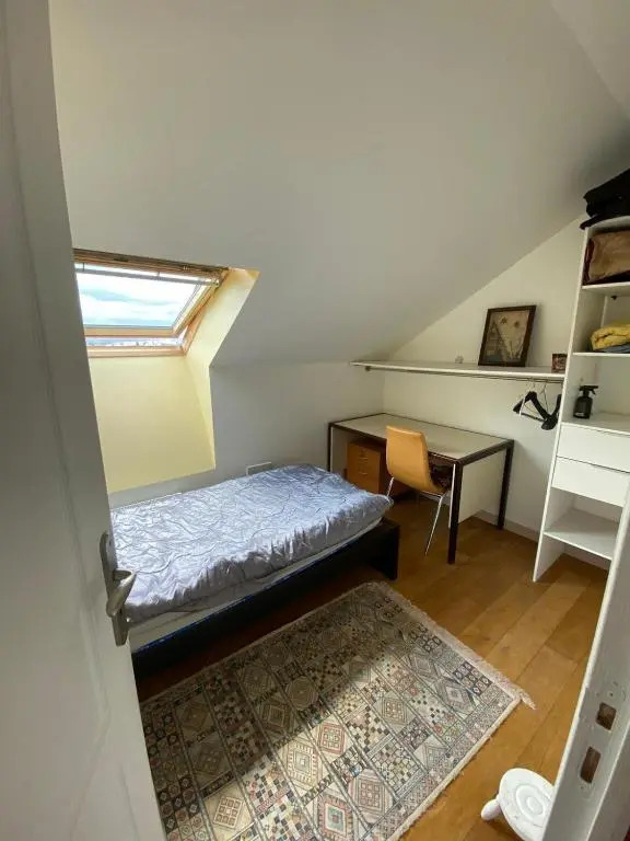 2 Chambres cosy à quelques pas de la Seine, 5 mins à pied de deux gare SNCF et RER A