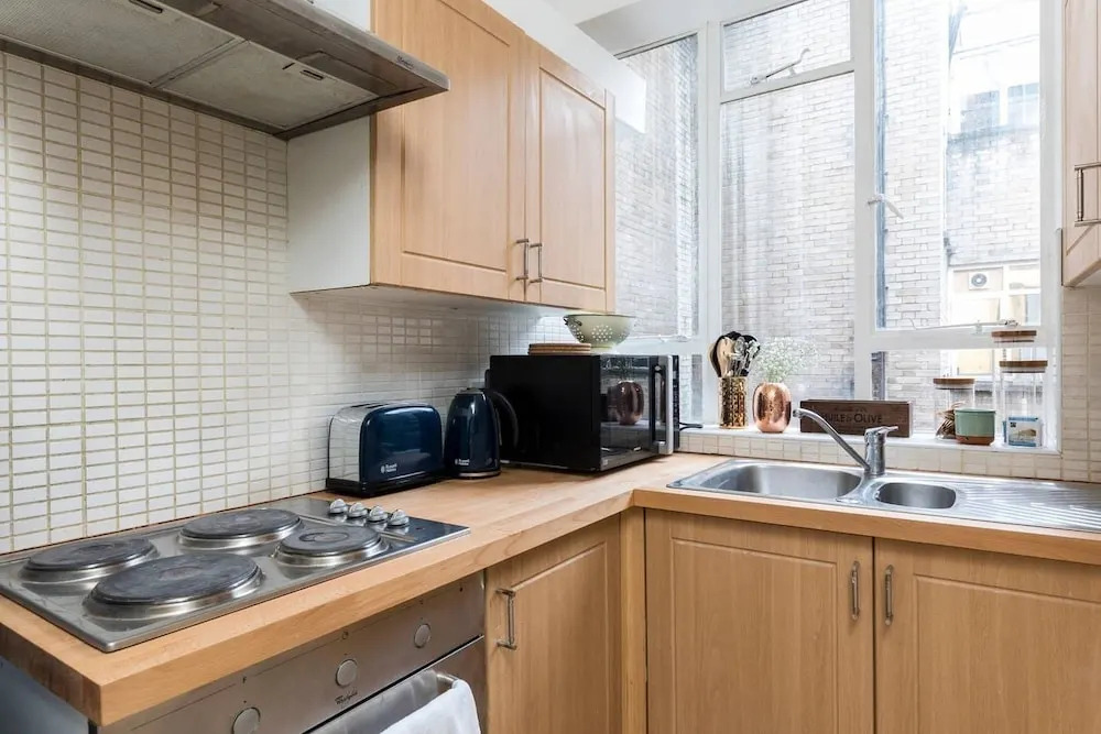 Soho Apartment, Theatres & Old Compton Street