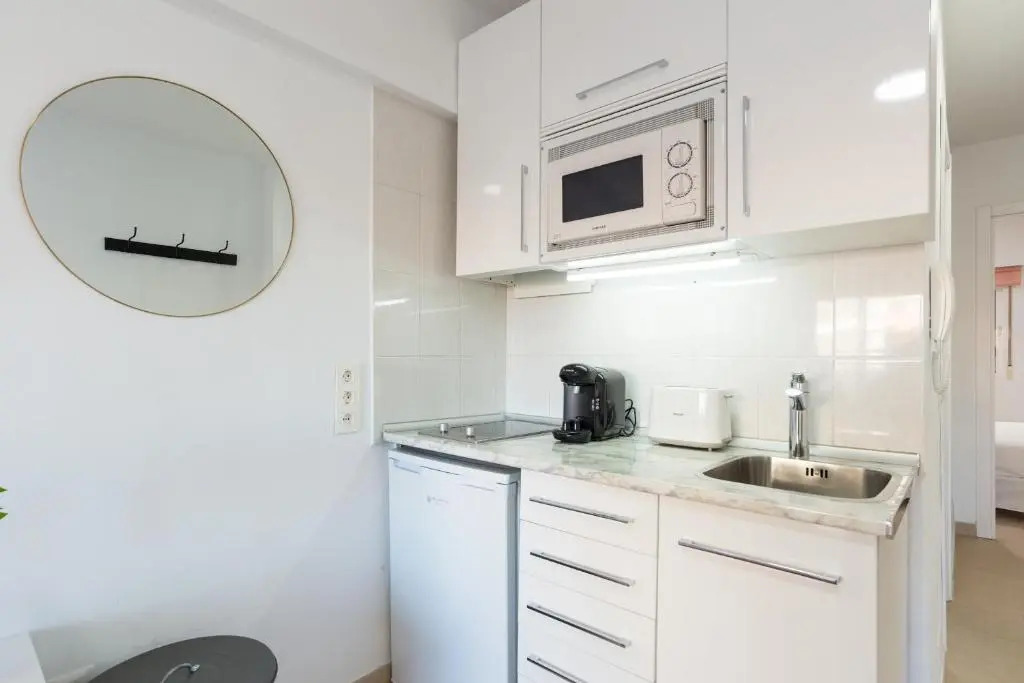 Mp7 Renovated Apartment Right On The Beach 700 Meters Away From Old Town