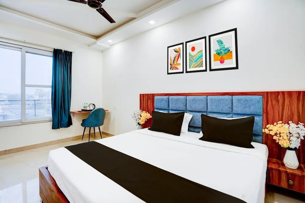 Classic With Balconyhotel Viva Residency