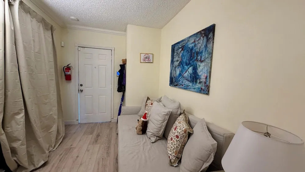 The Coconut Grove Hideaway