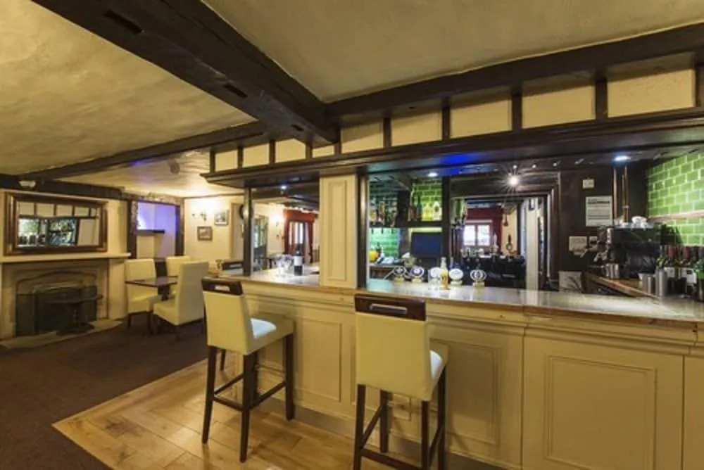 Newtown House Hotel