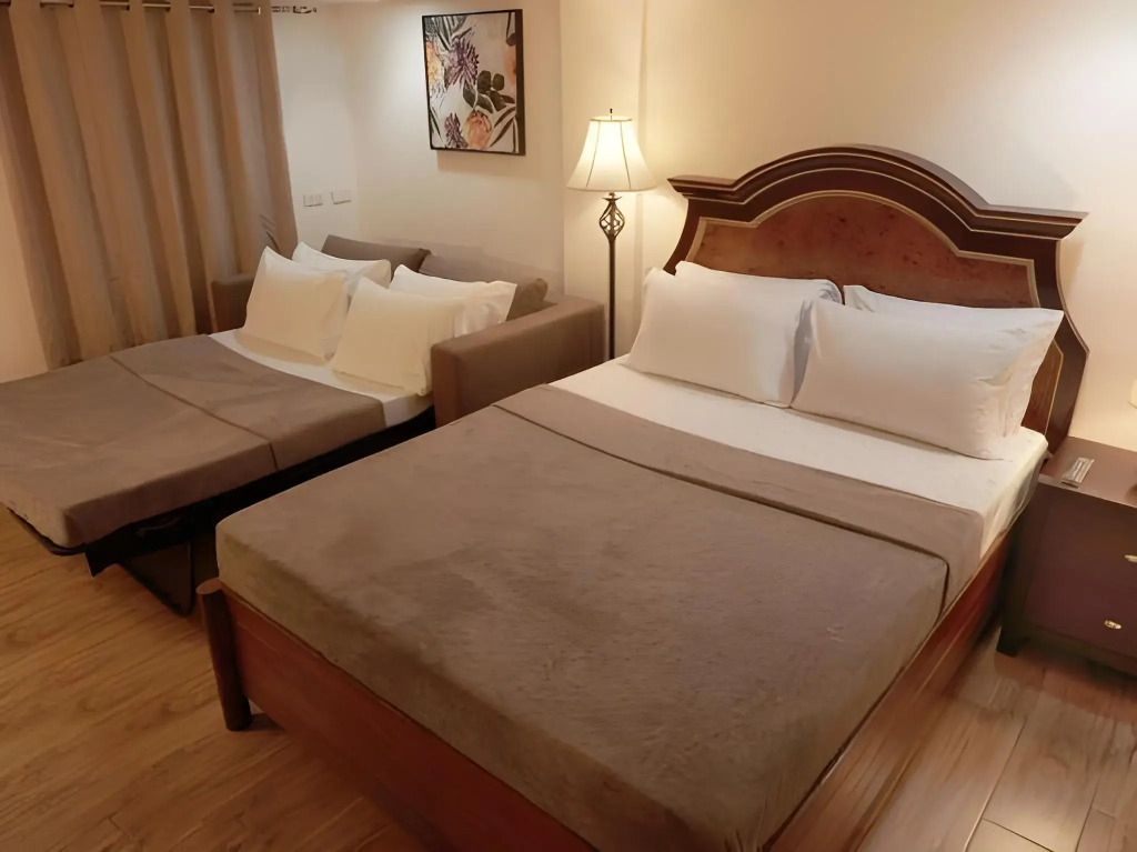 1775 Adriatico Suites